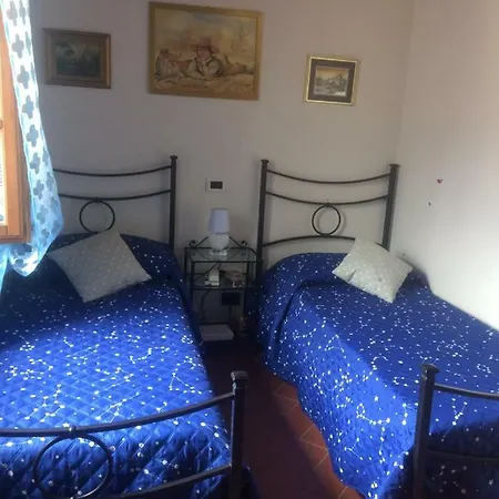 Casa di campagna Casale Le Querciole *